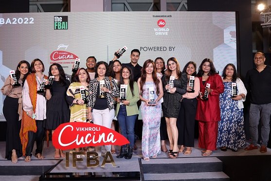 Chef Sanjeev Kapoor and Chef Ranveer Brar recognized as Culinary Icons of the Year at India Food & Beverage Awards 2022
