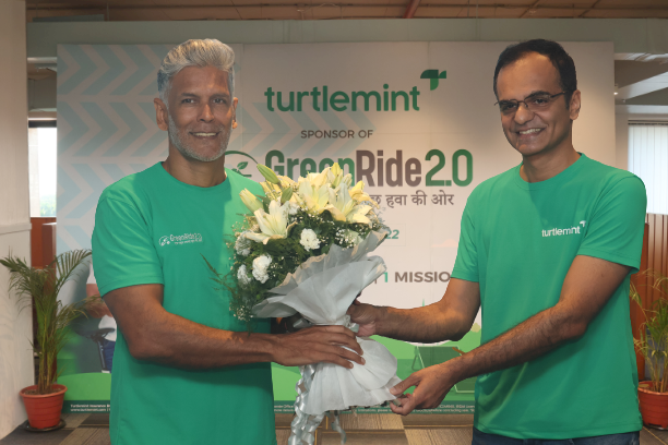 L-R Milind Soman with Anand Prabhudesai, Co-Founder, Turtlemint