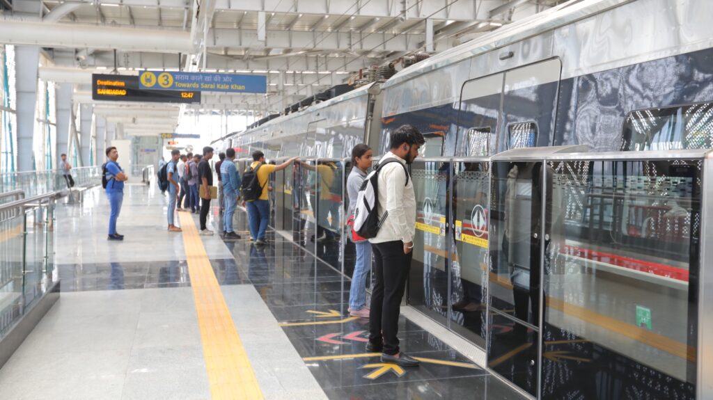 Students Embrace Namo Bharat Trains as Preferred Commuting Option