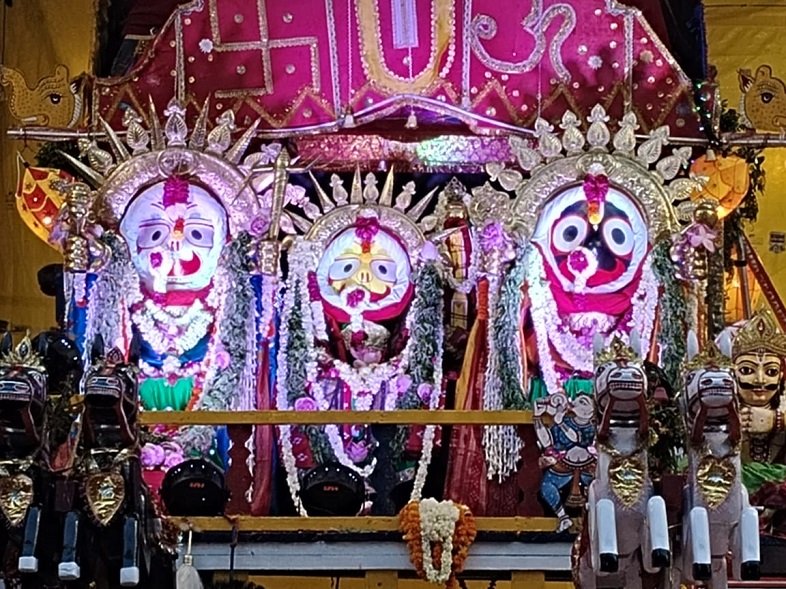 Holy Trinity Adorned in Gold for Sunabesha at Jagannath Mandir