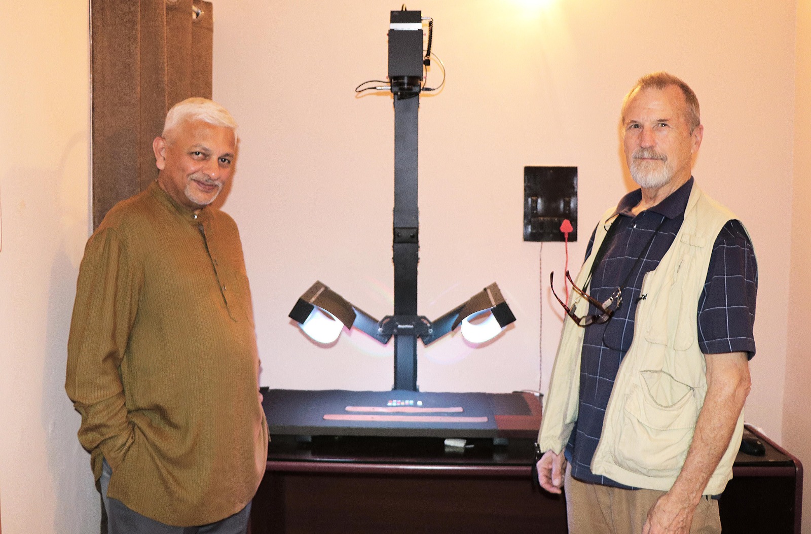 Dr. Mukund with Ken Boydston - founder, Megavision. Tara Prakashana has brought multi-spectral imaging technology for manuscript preservation to India.